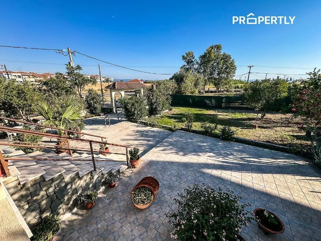 The Peaceful Villa Paralia Dionysiou Apartment