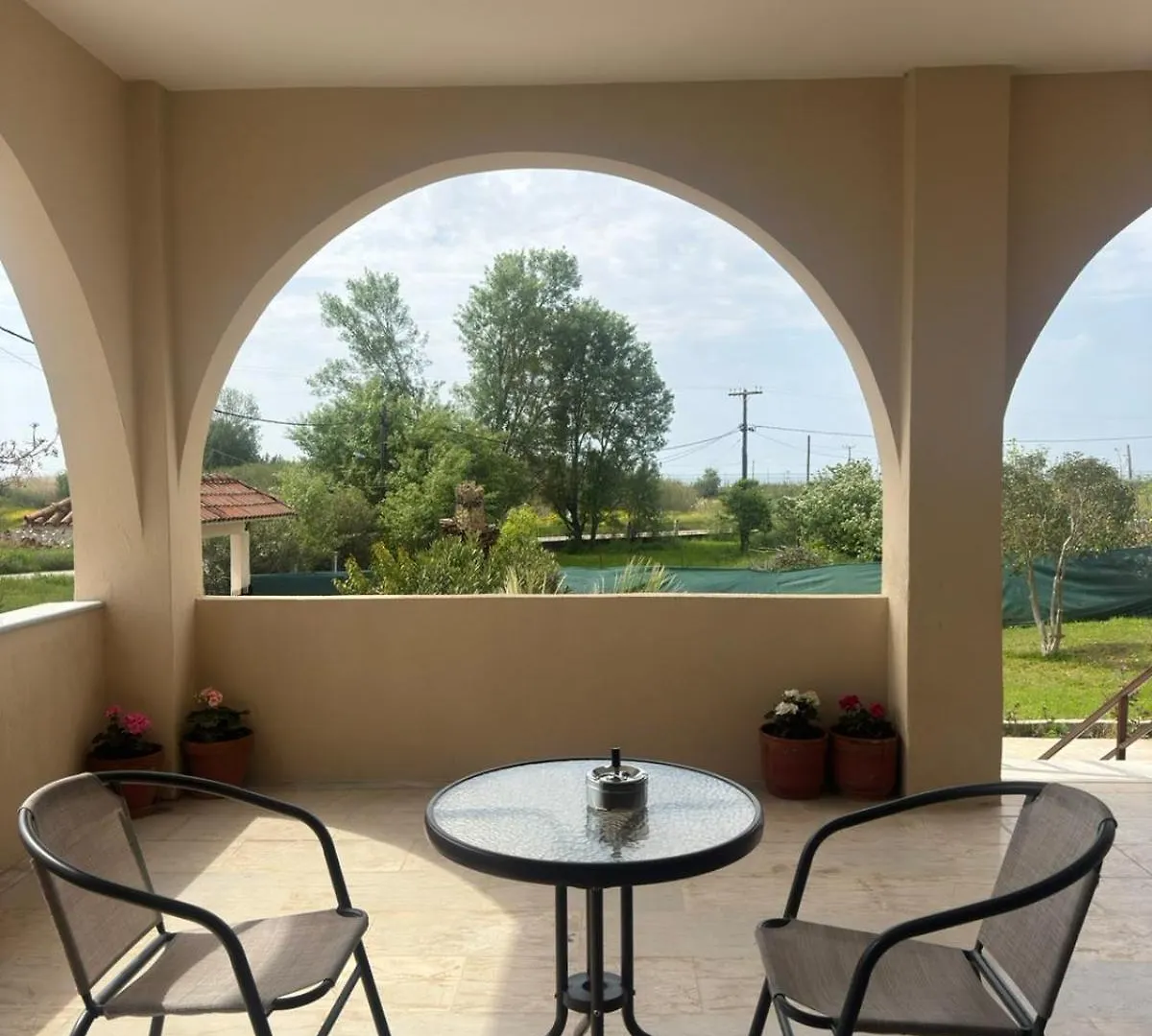 The Peaceful Villa Paralia Dionysiou Apartment
